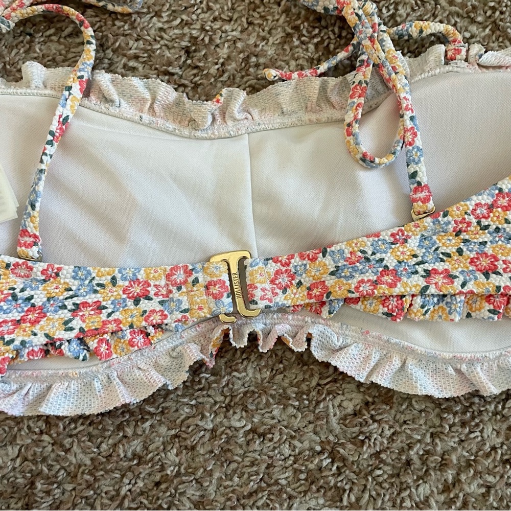 Hollister White Floral Bikini Set - Picture 3 of 3